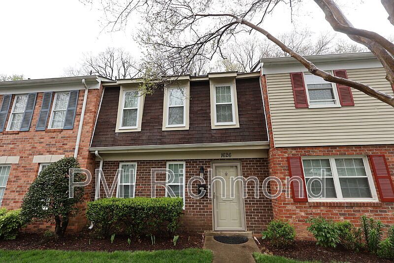 1st image of 1626 Heritage Hill Dr