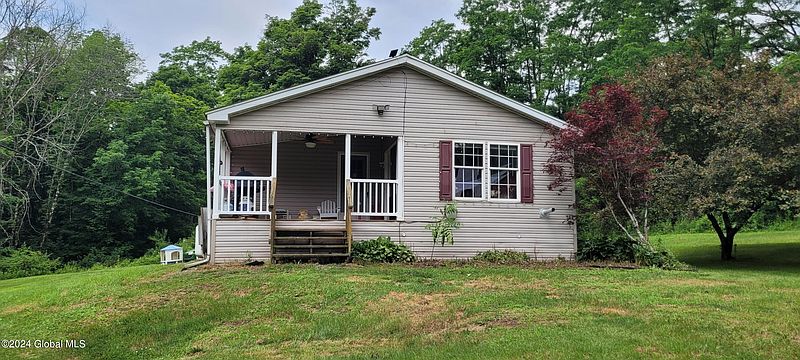 2nd image of 193 Pleasant Valley Road
