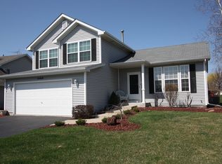 25818 S Cobblestone Ln, Channahon, IL 60410