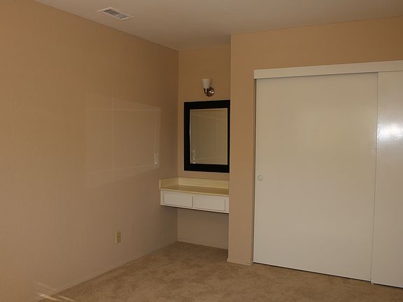 5th image of 1405 Shadow Hills Dr