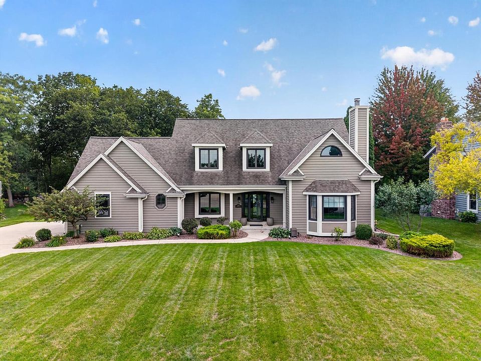 1st image of S78W20195 Monterey DRIVE