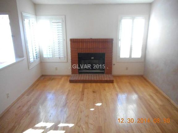 4th image of 641 Freeburg Pl