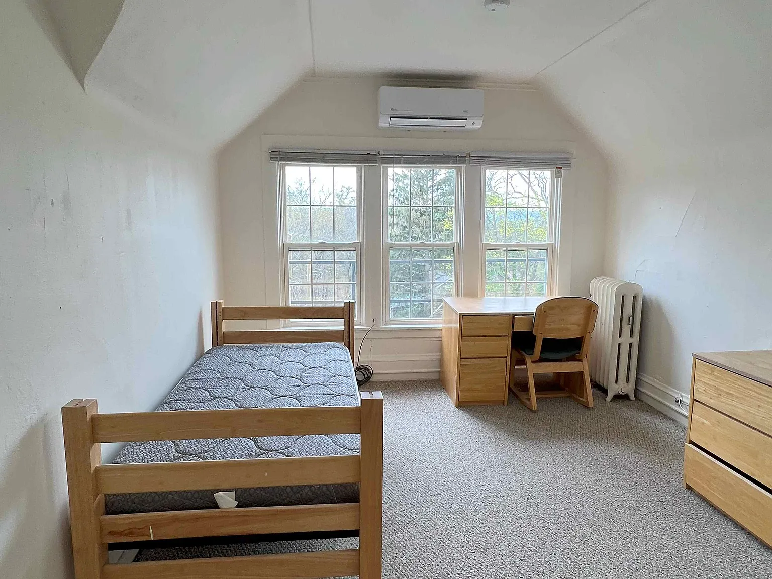 2 bed, 741 sqft, $1,700 — Photo 3