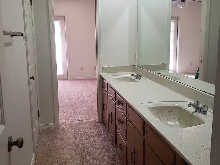 3360 Eastwood Dr — Photo 15