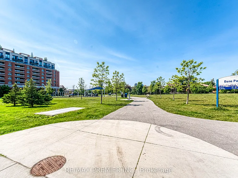 800 Lawrence Ave W #2013 — Photo 36
