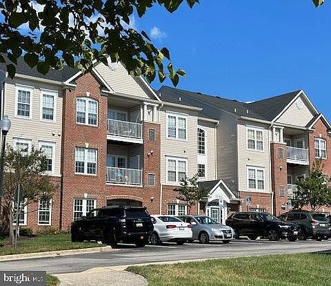 2nd image of 2498 Amber Orchard Ct E Unit 203