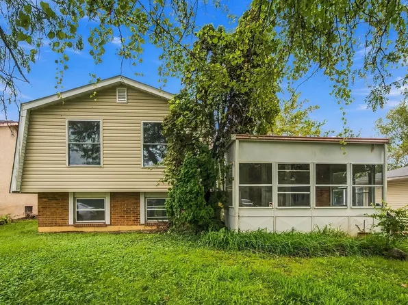 1736 Rebecca St, Columbus, OH 43219