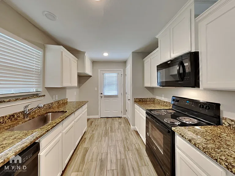 709 Rolling Terrace Cir — Photo 7