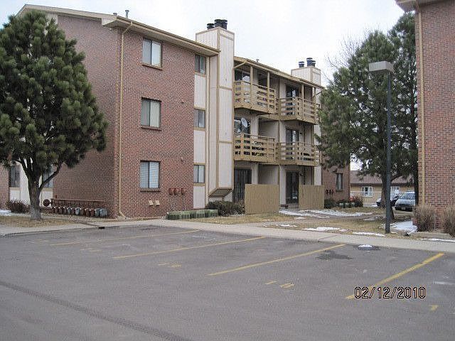 Condo complex unit