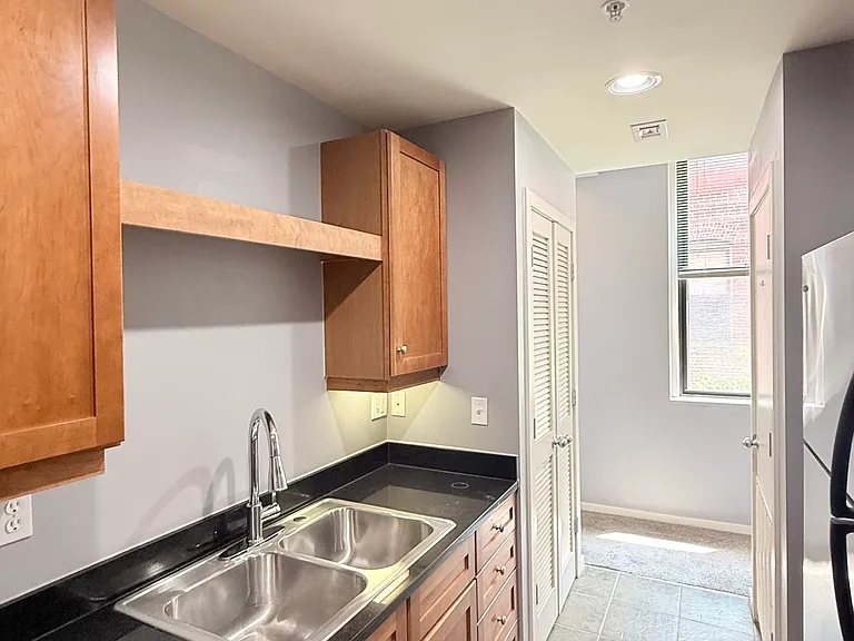 1211 Light St #309 — Photo 8