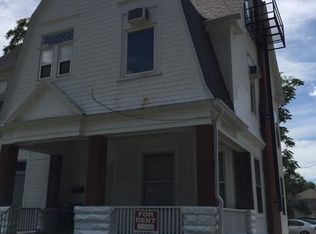 221 S Lucas St, Iowa City, IA 52240