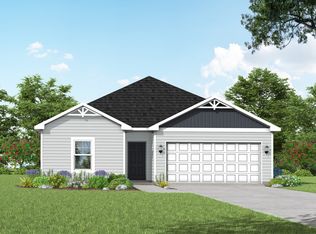 218 Ironbark Dr, Raeford, NC 28376