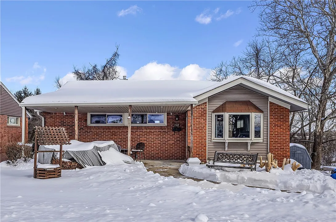 422 Dunbar Dr photo 1