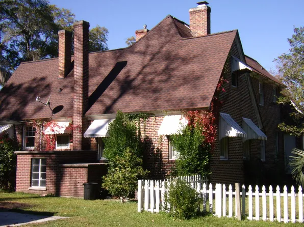 716 3rd St, Estill, SC 29918