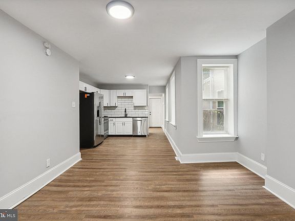 5th image of 4028 Haverford Ave