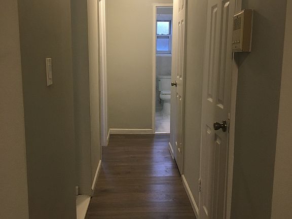 Hall to bedroom/bathroom/closets