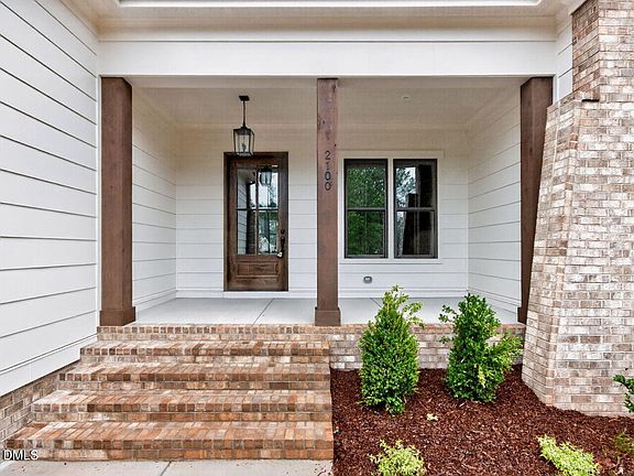 5th image of 2100 Lowery Estates Dr