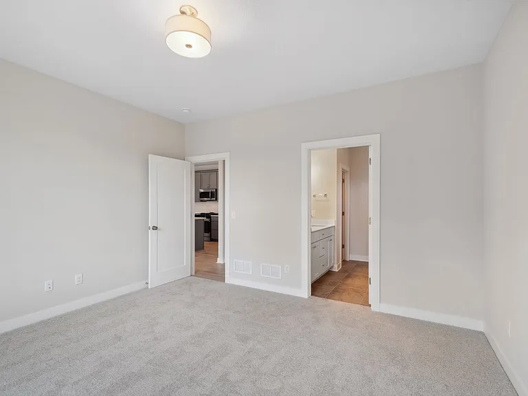 13104 Ghia Ct NE — Photo 19