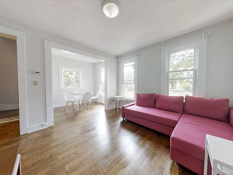 181 Winchester Ave — Photo 1
