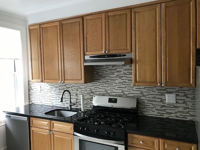 1st image of 3421 41st St APT 2R