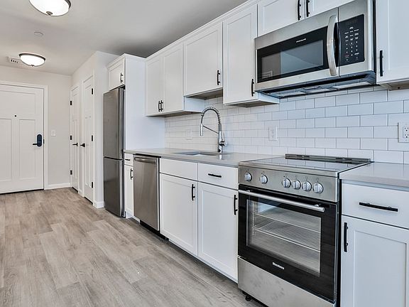 3rd image of 167 Fairmount Ave #419