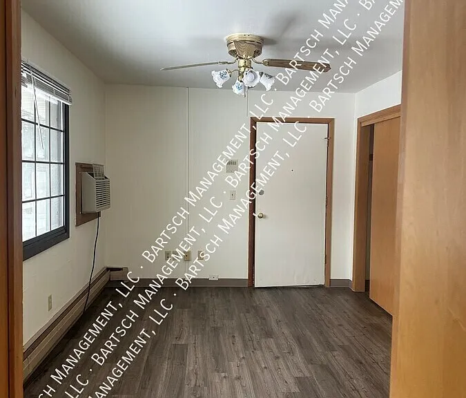 181 N Fraternity Ln #2 — Photo 3