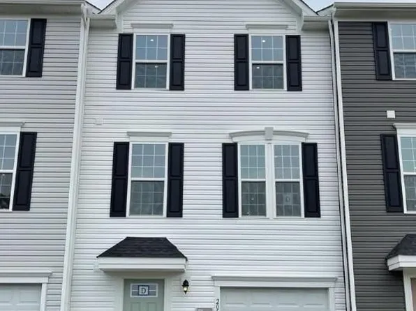205 Ashton Ct #2, Catasauqua, PA 18032
