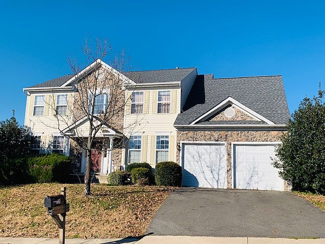 1st image of 29 Indian Wood Ln