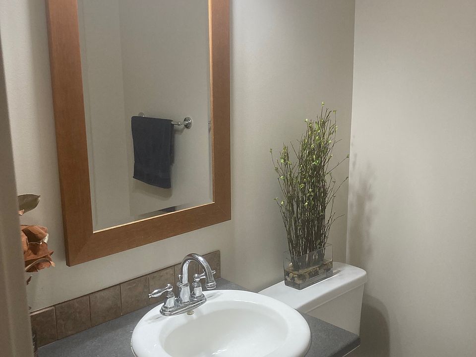Main floor bath