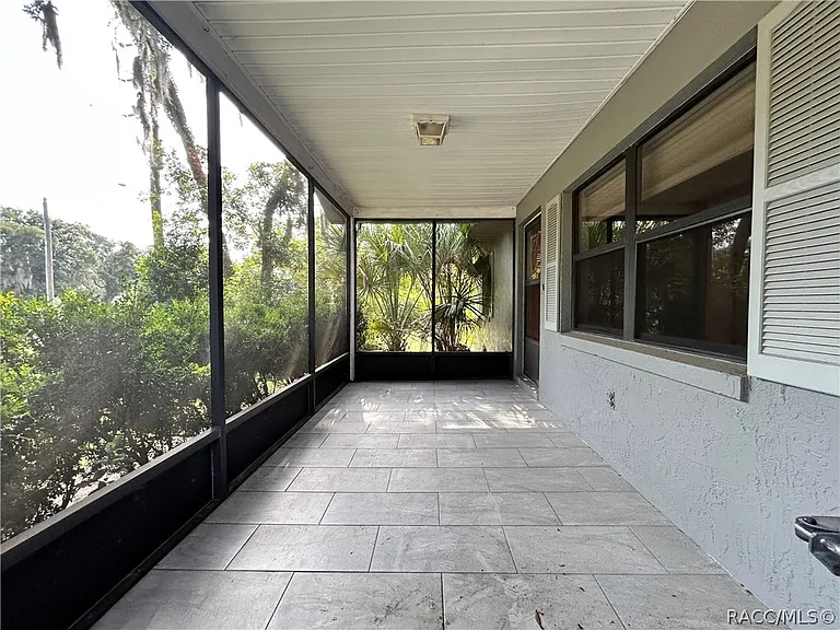 7236 E Oak Isle Dr — Photo 3