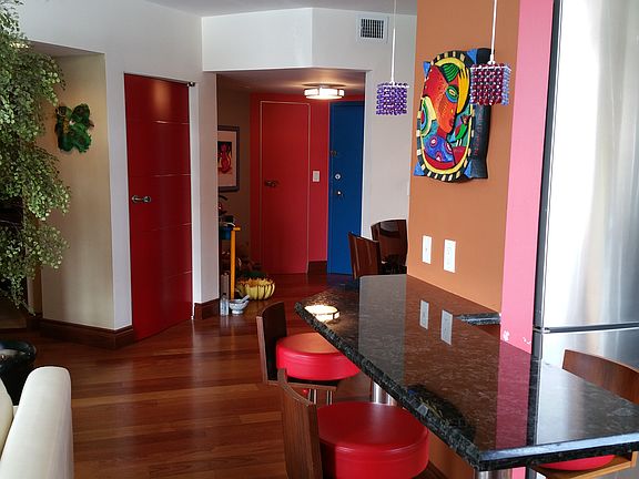 5th image of 1330 West Ave APT 1402