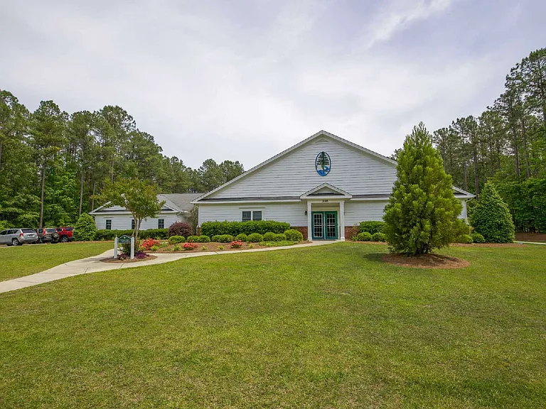 305 Skipping Water Dr — Photo 35