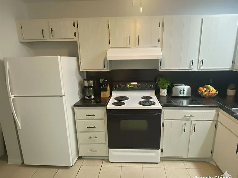 6368 Baker Ct — Photo 2