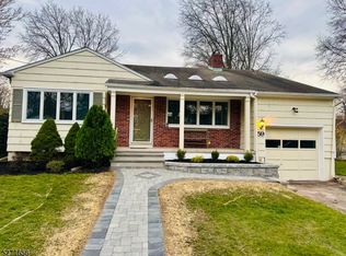 59 Briar Hills Cir, Springfield, NJ 07081
