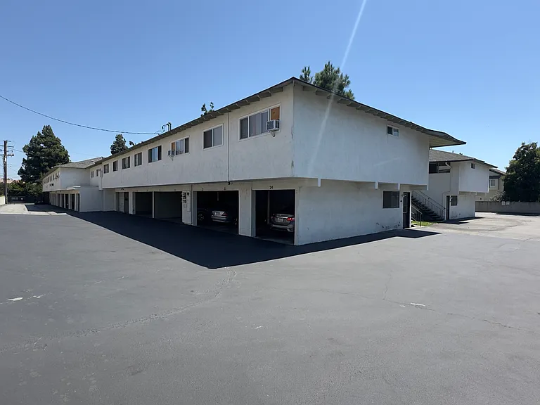5565 Santa Anita Ave #6 — Photo 13