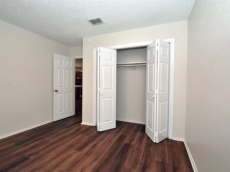 11314 Walnut Ridge Dr #B — Photo 14