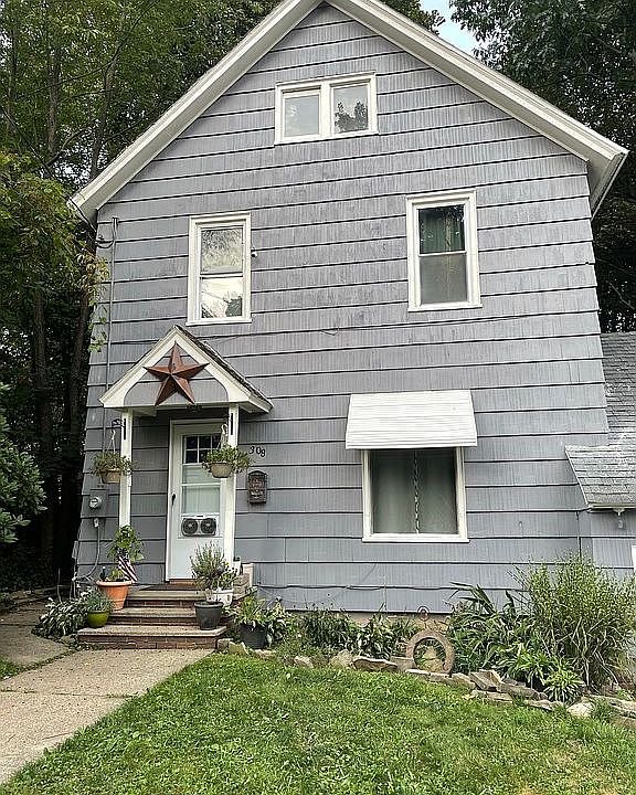 1st image of 308 Stowe St