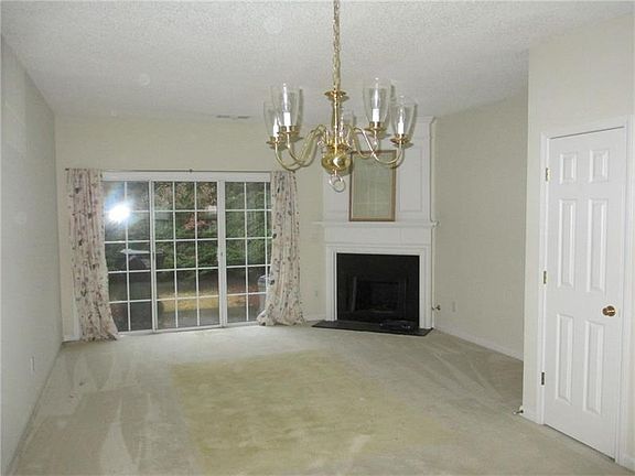 5th image of 234 Buckland Dr