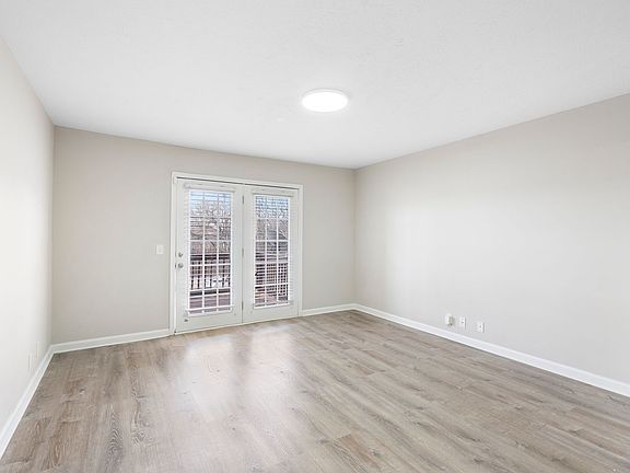 2nd image of 420 Elysian Fields Rd APT E5