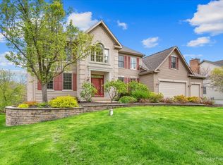 8120 Gage Ln, Cary, IL 60013