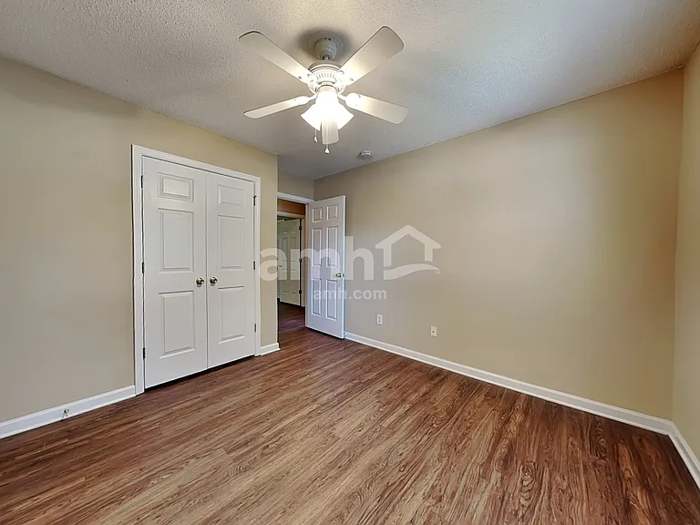213 Fiddlers Knoll Ct — Photo 13