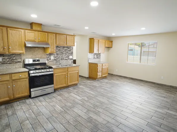 10563 El Dorado Ave, Pacoima, CA 91331