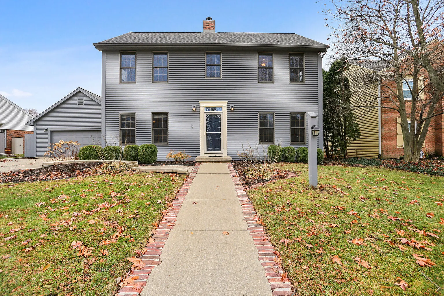 1309 Broadmoor Dr photo 1