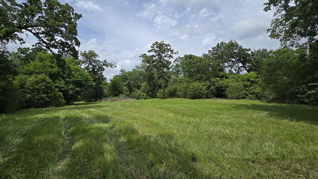 11802 Crystal Ln - Property Image