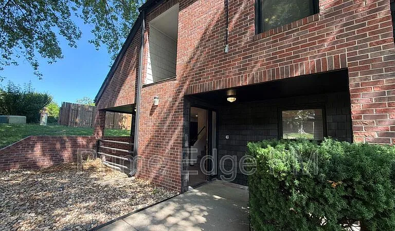 1821 Ridgehaven Ct #6 — Photo 2