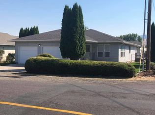 2402 E L Ave, La Grande, OR