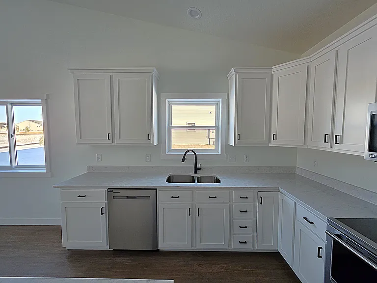1227 Wisteria Ln — Photo 15