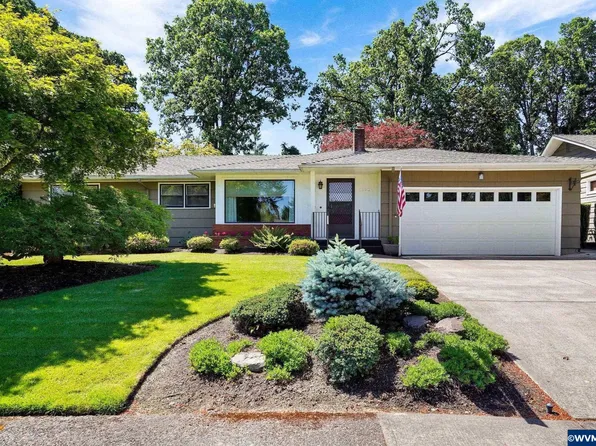 1348 Heather Ln SE, Salem, OR 97302