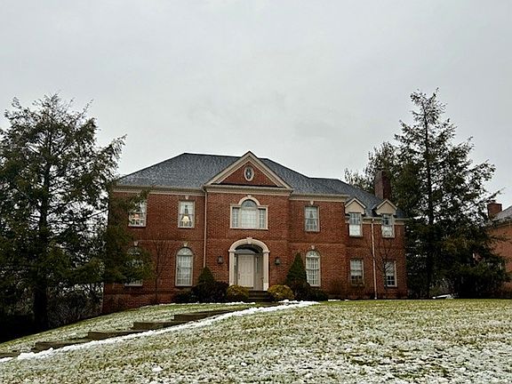 2nd image of 3115 Henrich Farm Ln