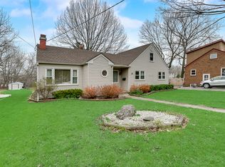 31 N Seebert St, Cary, IL 60013